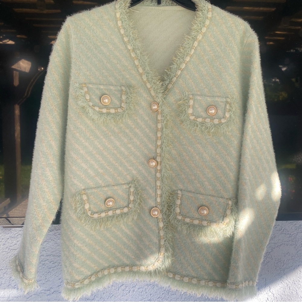 Green and Cream Cardigan Sweater SZ S NWOT